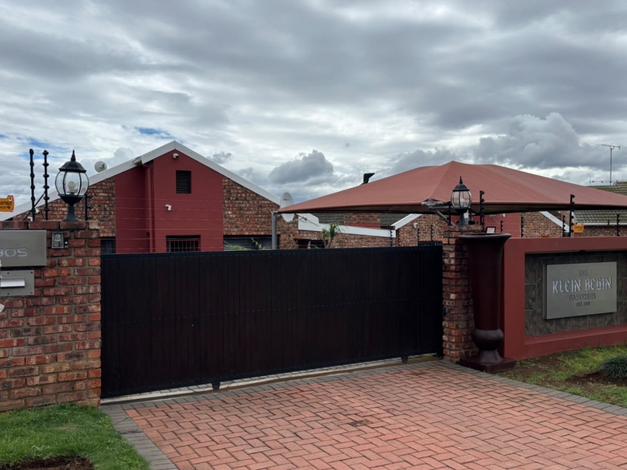 3 Bedroom Property for Sale in Uitenhage Central Eastern Cape